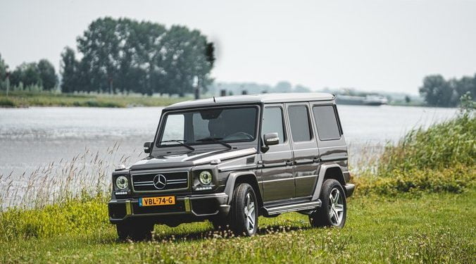 Mercedes-Benc: Zbog krize sa čipovima, smanjuje automobilsku opremu
