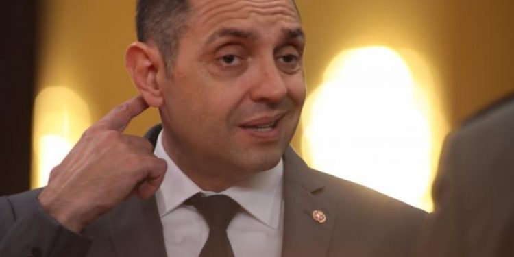 VULIN NASTAVIO DIZATI TEMPERATURU U SRBIJI: Govorio o navodoj zavjeri sa ciljem hapšenja Vučićevog brata Andreja